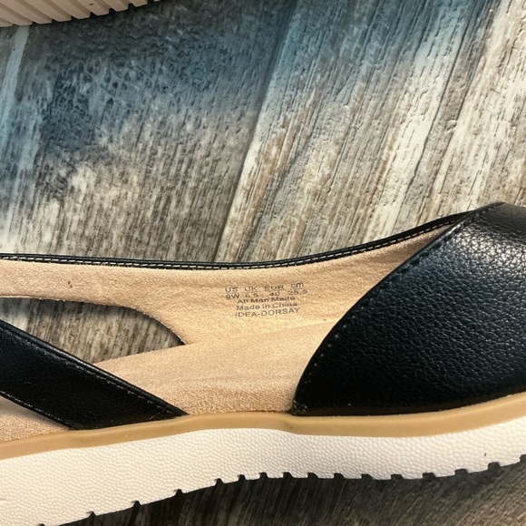 SOUL Naturalizer Black Slingback Flats Size 9 Wide - Picture 7 of 12